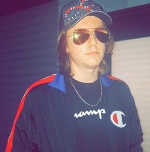 Meet your Posher, Louis-philippe